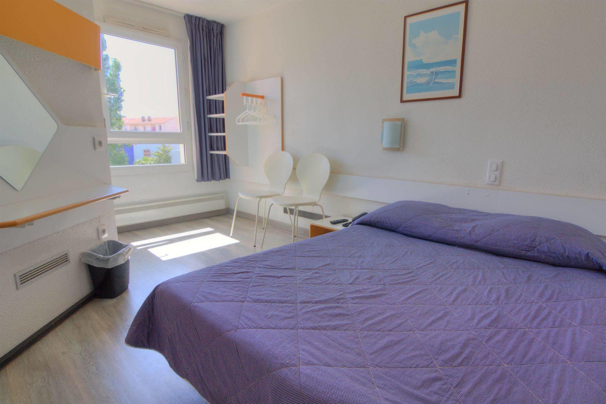 B&B Hotel Sete Centre Gare Екстериор снимка