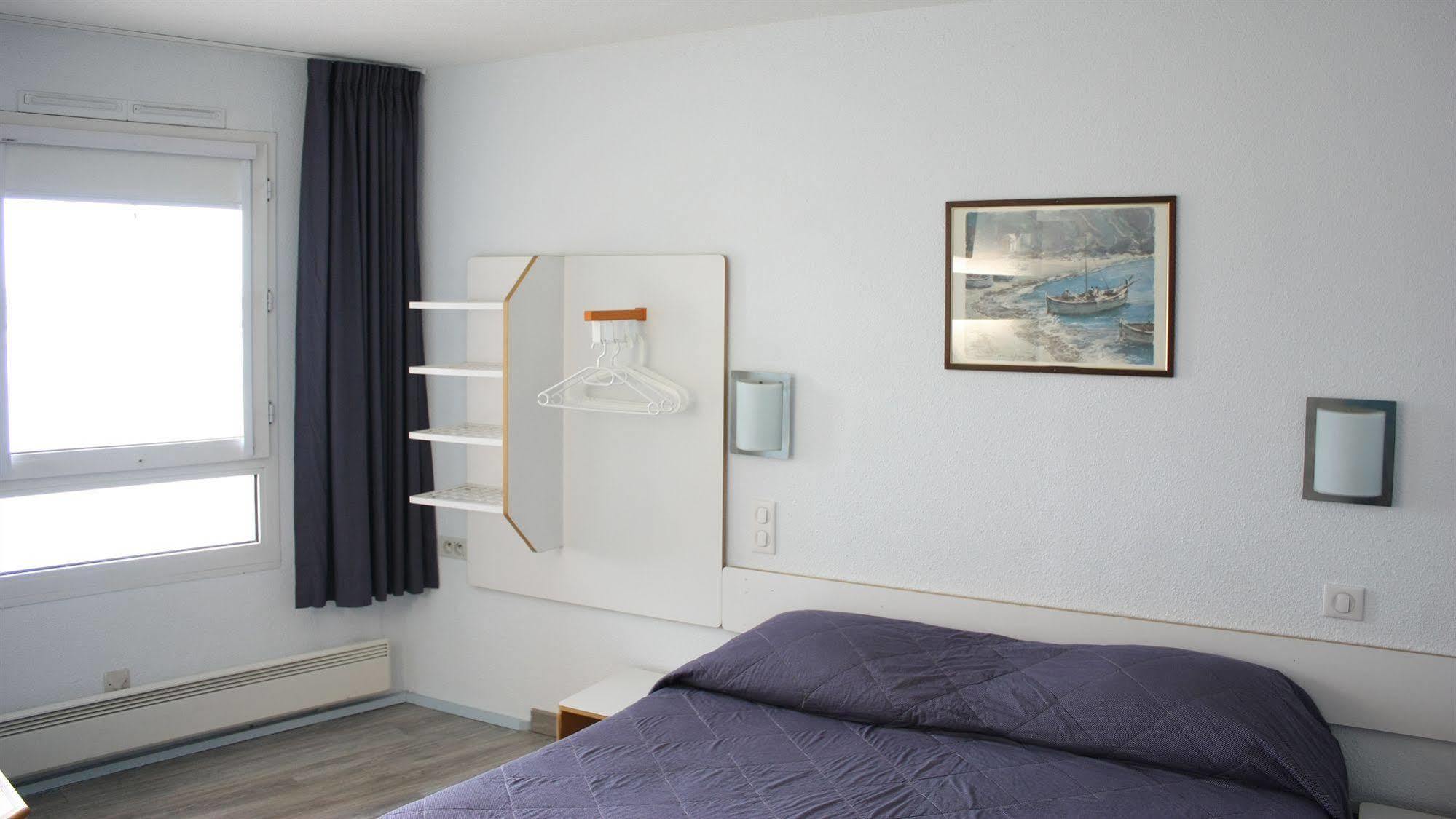 B&B Hotel Sete Centre Gare Екстериор снимка