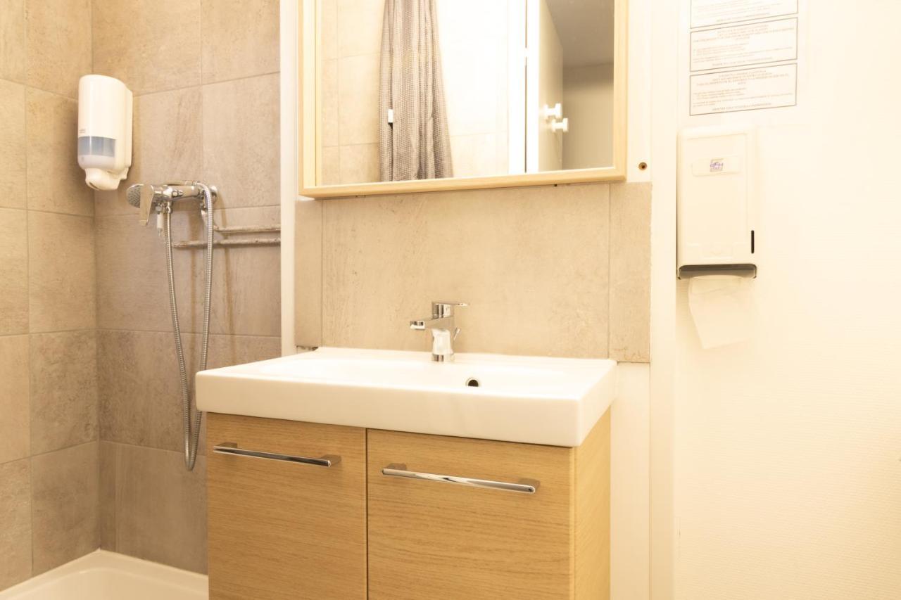 B&B Hotel Sete Centre Gare Екстериор снимка